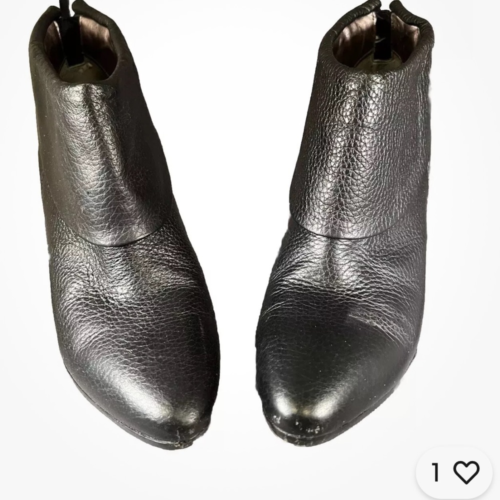 Banana Republic Womens ,‎ 4" Heel Black Ankle Boot, Size 7B